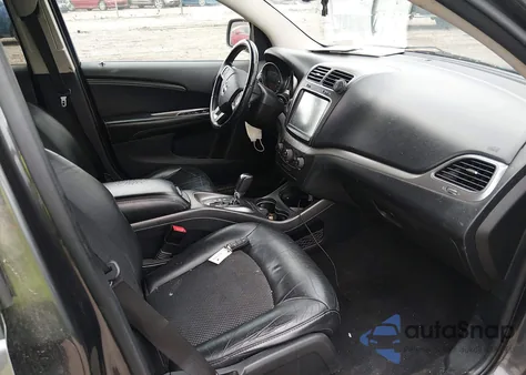 2017 Dodge Journey Crossroad Plus z USA, uszkodzony, nr VIN 3C4PDCGG8HT537320